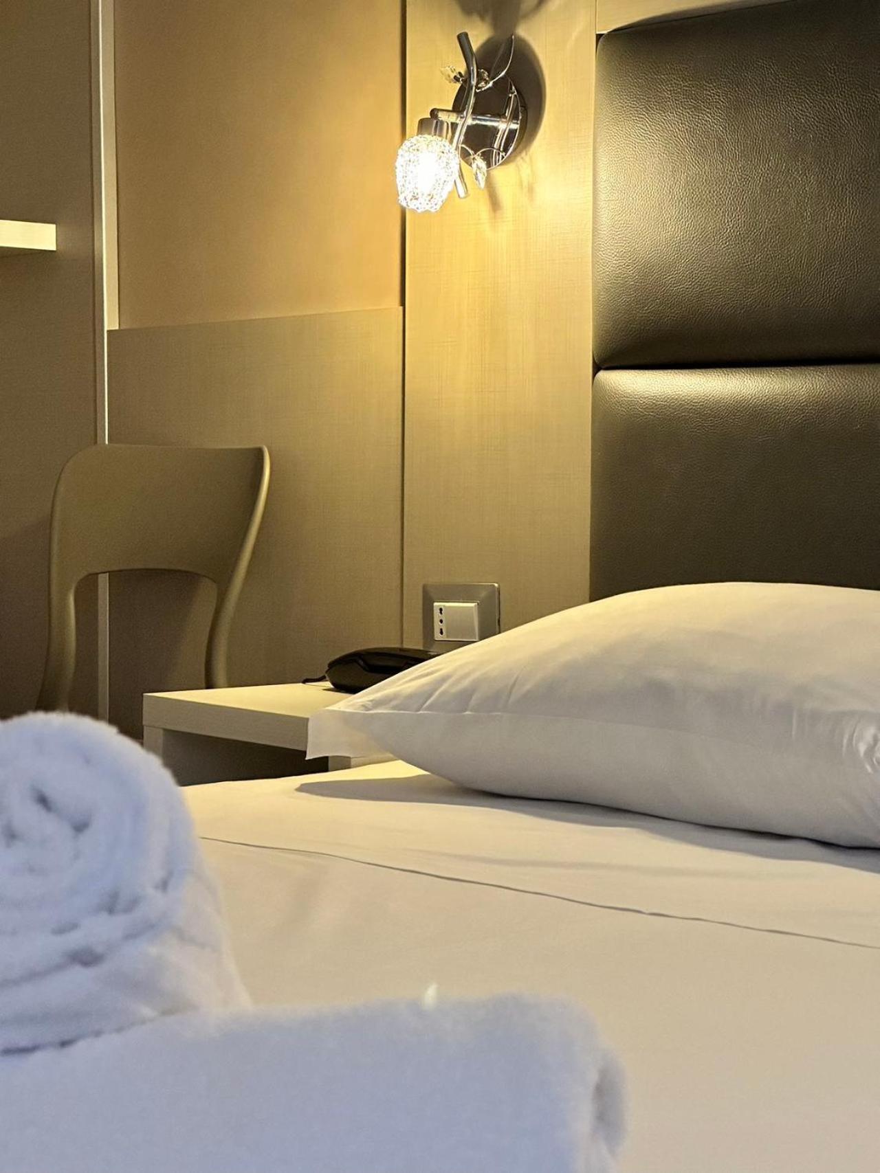 Hotel City 20 Mediolan Zewnętrze zdjęcie